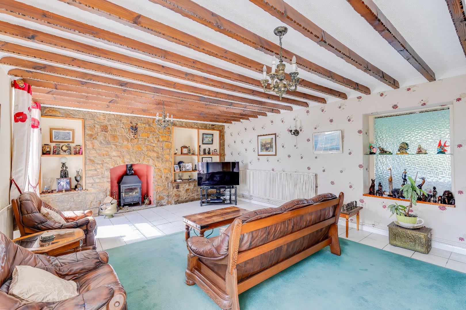 Hendre Road, Pencoed, Bridgend County Borough, CF35 6PU